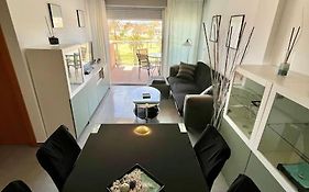 Moderno apartamento con vistas al mar